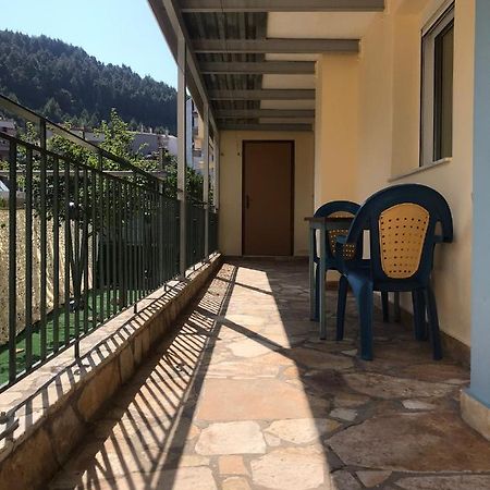 Ag Apartment Игуменица Экстерьер фото